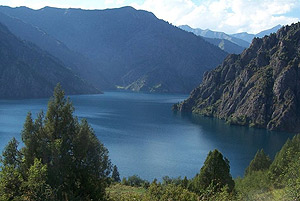 Озеро Сары-Челек Кыргызстан